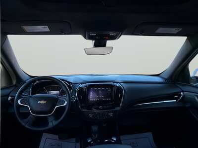 2023 Chevrolet Traverse, $32680. Photo 3