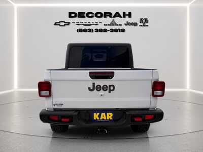 2023 Jeep Gladiator, $39180. Photo 8