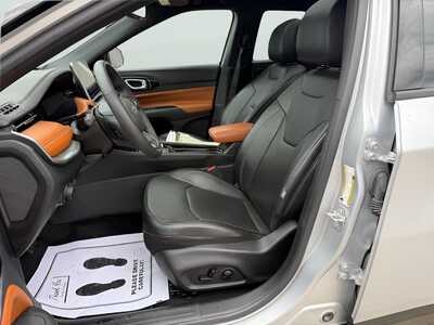 2025 Jeep Compass, $25180. Photo 3
