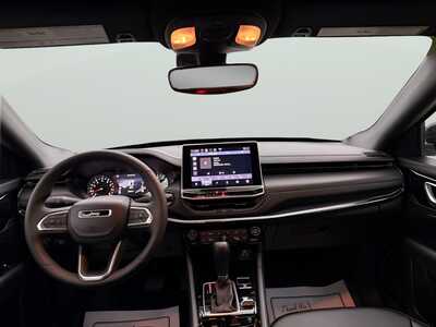 2025 Jeep Compass, $24180. Photo 3