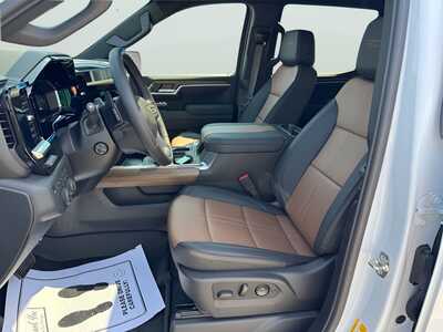 2026 Chevrolet 1500 Crew Cab, $74680. Photo 6