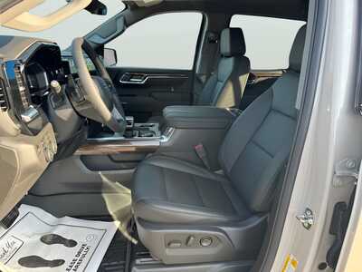 2026 Chevrolet 1500 Crew Cab, $64680. Photo 6