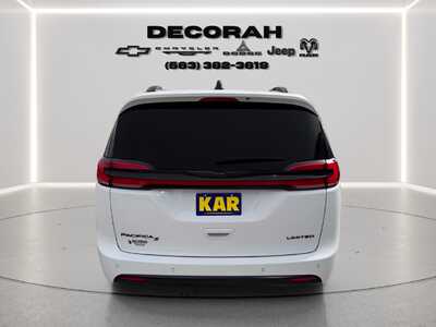 2025 Chrysler Pacifica, $35180. Photo 12