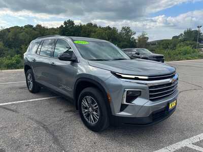 2027 Chevrolet Traverse, $46640. Photo 5