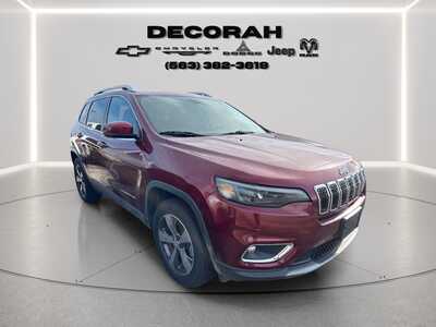 2020 Jeep Cherokee, $18180. Photo 2