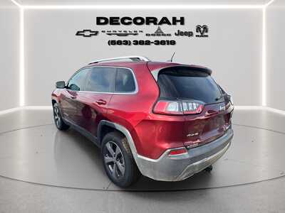 2020 Jeep Cherokee, $18180. Photo 4