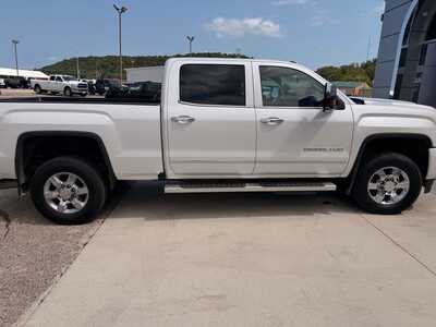 2018 GMC Sierra 3500HD, $22180. Photo 12