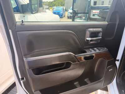 2018 GMC Sierra 3500HD, $22180. Photo 7