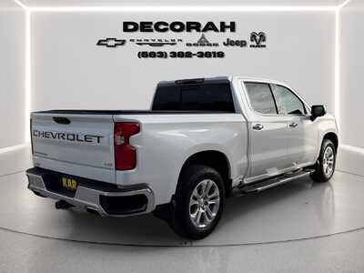 2023 Chevrolet 1500 Crew Cab, $41480. Photo 3
