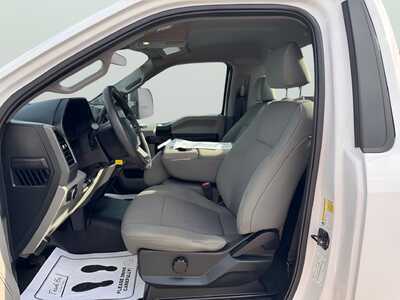 2021 Ford F350 Reg Cab, $38080. Photo 6