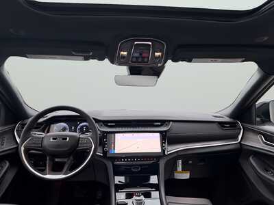 2027 Jeep Grand Cherokee, $50273. Photo 2
