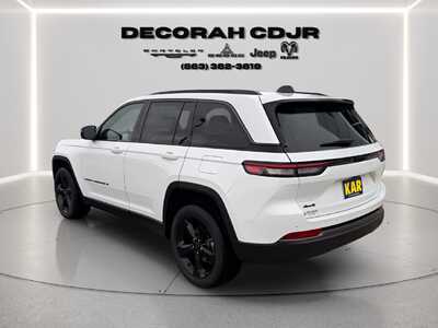 2027 Jeep Grand Cherokee, $50273. Photo 7