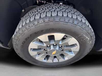 2026 Chevrolet 2500 Crew Cab, $67180. Photo 12