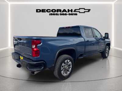2026 Chevrolet 2500 Crew Cab, $67180. Photo 3