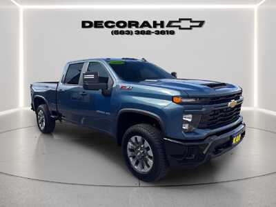 2026 Chevrolet 2500 Crew Cab, $67180. Photo 5