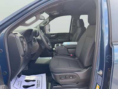 2026 Chevrolet 2500 Crew Cab, $67180. Photo 6