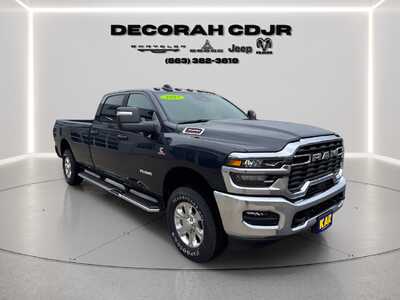 2027 RAM 3500 Crew Cab, $77994. Photo 5
