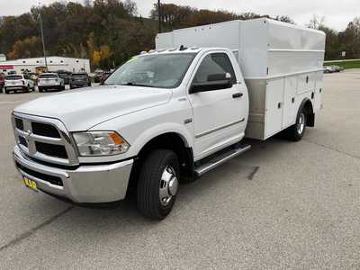 2016 RAM 3500 Reg Cab, $19499.00. Photo 4