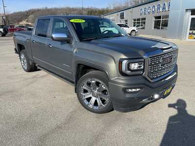 2018 GMC 1500 Crew Cab, $38900.00. Photo 2