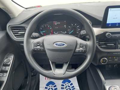 2021 Ford Escape, $17799.00. Photo 10