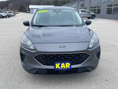 2021 Ford Escape, $17799.00. Photo 2