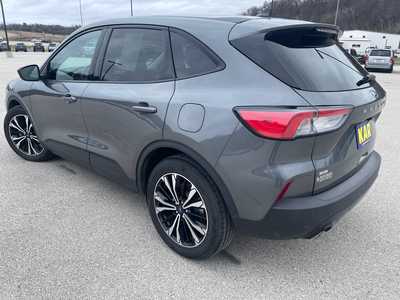 2021 Ford Escape, $17799.00. Photo 4