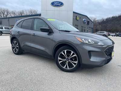 2021 Ford Escape, $17799.00. Photo 6