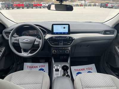2021 Ford Escape, $17799.00. Photo 9