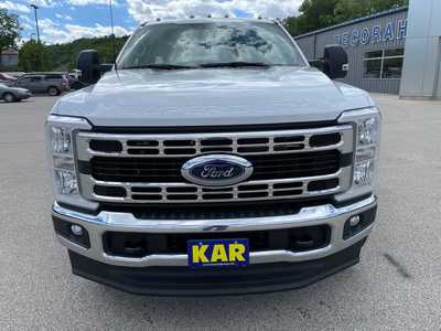 2024 Ford F350 Reg Cab, $52030.00. Photo 4