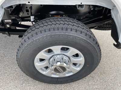 2024 Ford F350 Reg Cab, $52030.00. Photo 9