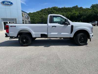 2024 Ford F350 Reg Cab, $52604.00. Photo 2
