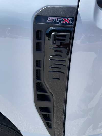 2024 Ford F350 Reg Cab, $51000.00. Photo 10