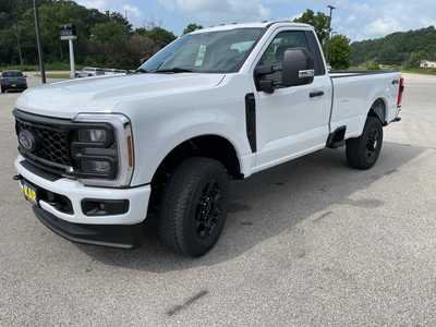 2024 Ford F350 Reg Cab, $52712.00. Photo 5