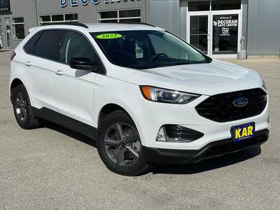 2022 Ford Edge, $24599.00. Photo 3