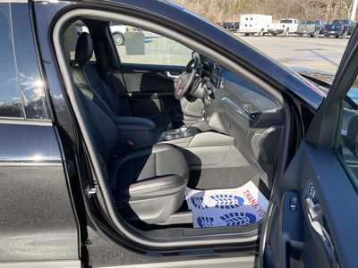 2025 Ford Escape, $32533.00. Photo 10