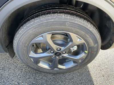 2025 Ford Escape, $32533.00. Photo 6