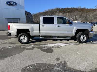 2016 Chevrolet 2500 Crew Cab, $24799.00. Photo 2