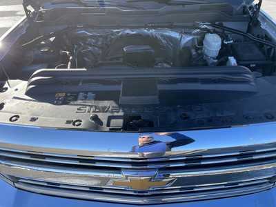 2016 Chevrolet 2500 Crew Cab, $24799.00. Photo 9