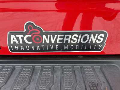 2022 Chevrolet 1500 Crew Cab, $62999.00. Photo 10