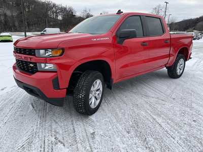 2022 Chevrolet 1500 Crew Cab, $62999.00. Photo 2