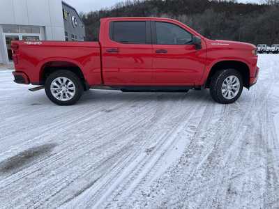2022 Chevrolet 1500 Crew Cab, $62999.00. Photo 3