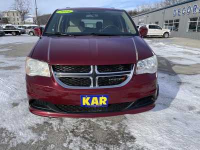 2014 Dodge Caravan, Grand, $19399.00. Photo 4
