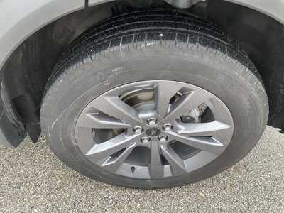 2022 Ford Explorer, $32799.00. Photo 8