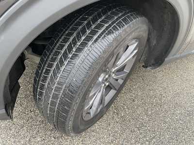 2022 Ford Explorer, $32799.00. Photo 9