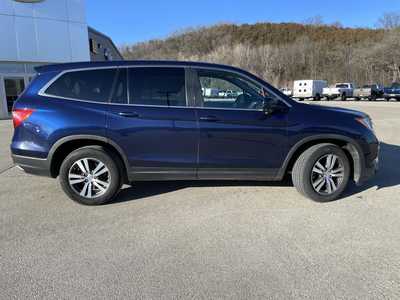 2017 Honda Pilot, $15599.00. Photo 2