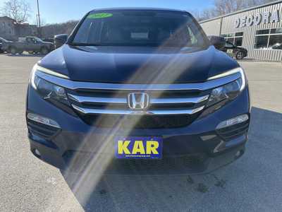 2017 Honda Pilot, $15599.00. Photo 4