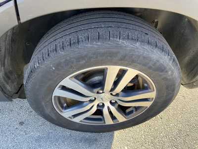 2017 Honda Pilot, $15599.00. Photo 6