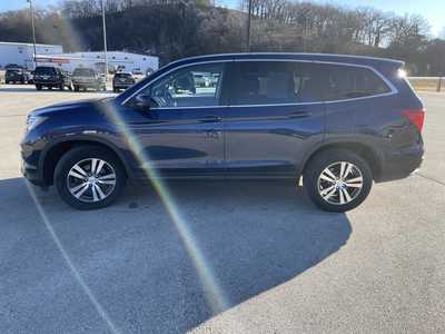 2017 Honda Pilot, $15599.00. Photo 7