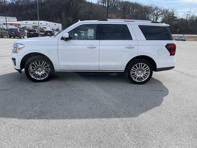 2023 Ford Expedition, $59895.00. Photo 6