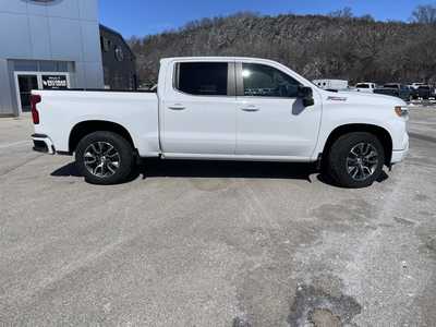 2024 Chevrolet 1500 Crew Cab, $48899.00. Photo 2